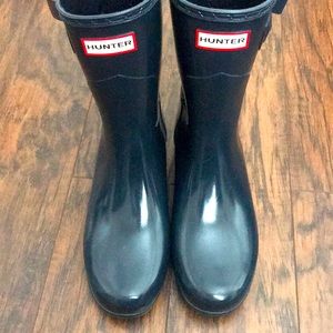 Navy HUNTER Mid-Calf rainboots